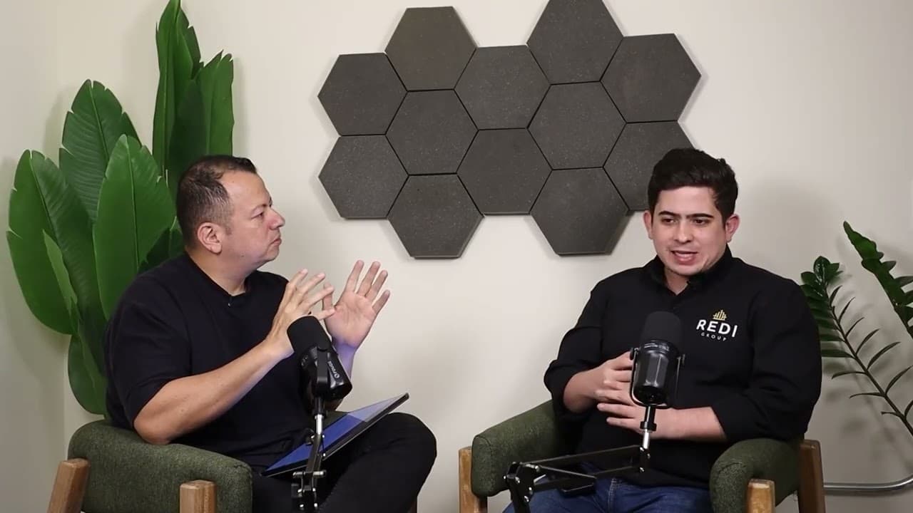 Portada del episodio: ¿Es posible invertir en propiedad raíz con poco dinero?